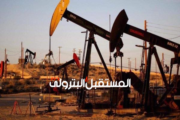 انخفاض مفاجئ في مخزونات الخام الأميركية يصعد بأسعار النفط