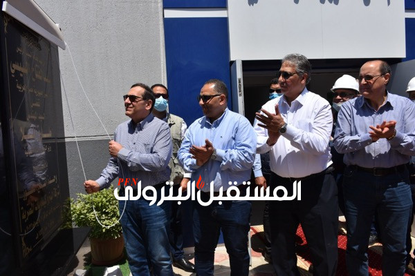 الملا يفتتح التشغيل التجريبى لمشروعات التطوير الشامل بمصانع شركة البتروكيماويات المصرية بالاسكندرية