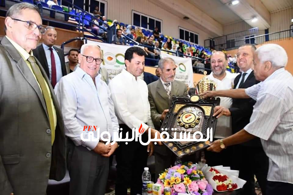 وزير الرياضة ومحافظ بورسعيد يشهدان ختام بطولة الجمهورية للشركات