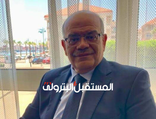 وزير البترول ينعي وفاة المهندس محمود العربي رئيس شركة إيلاب
